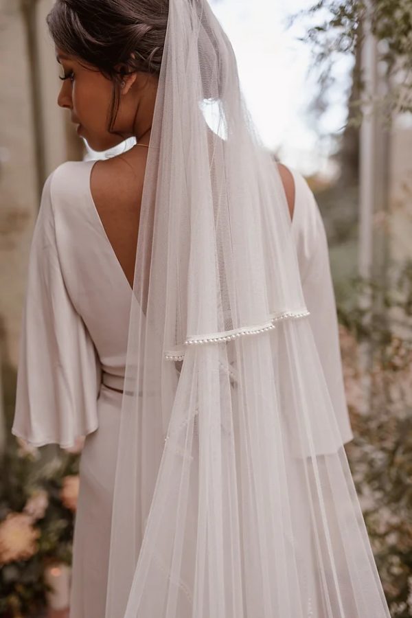 EVA | PEARL DROP TRIM BLUSHER VEIL - Image 2