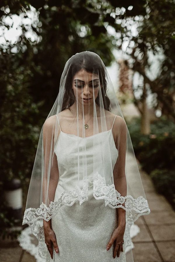 JORDANA | LACE WAVE VEIL - Image 4