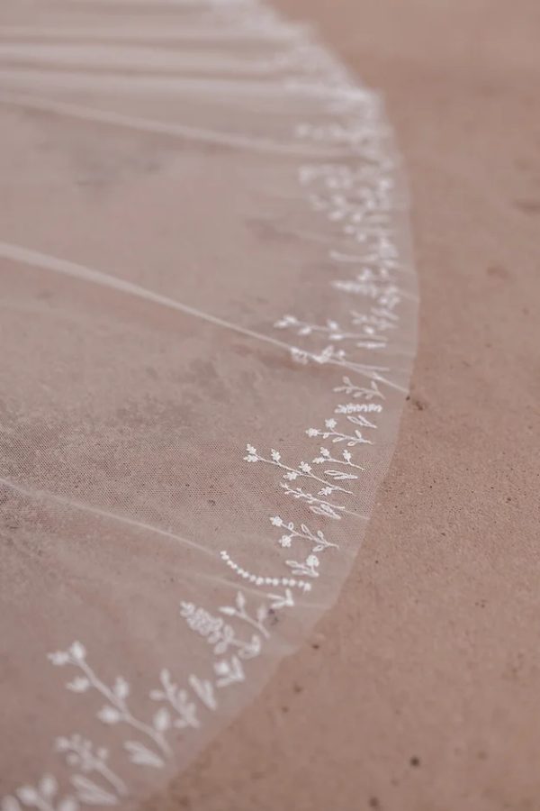 JULIETTA | EMBROIDERED FLOWER VEIL - Image 6