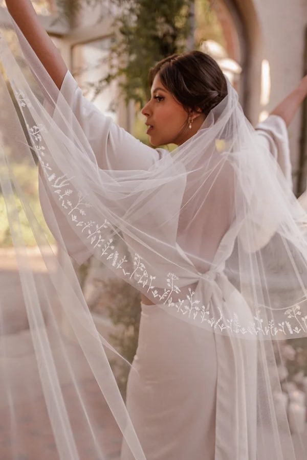 JULIETTA | EMBROIDERED FLOWER VEIL - Image 5