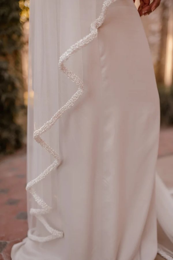 LUCIA | BEADED EDGE VEIL - Image 3