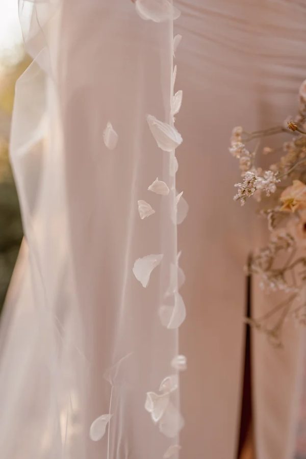 PETRA | PETAL & LEAF VEIL - Image 6
