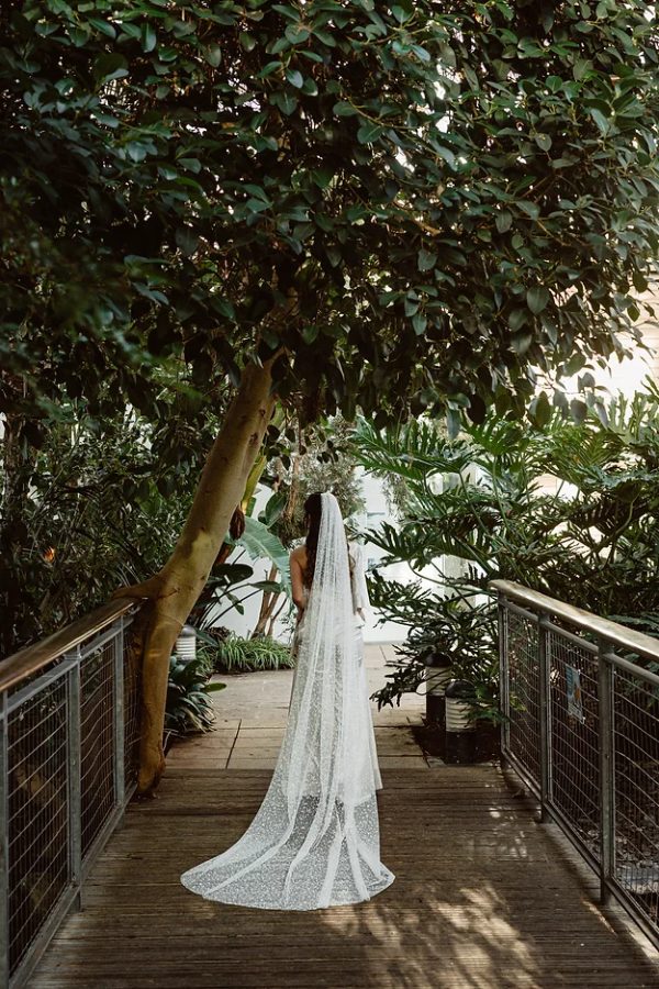 SNOWY | FLOCKED TULLE VEIL - Image 4