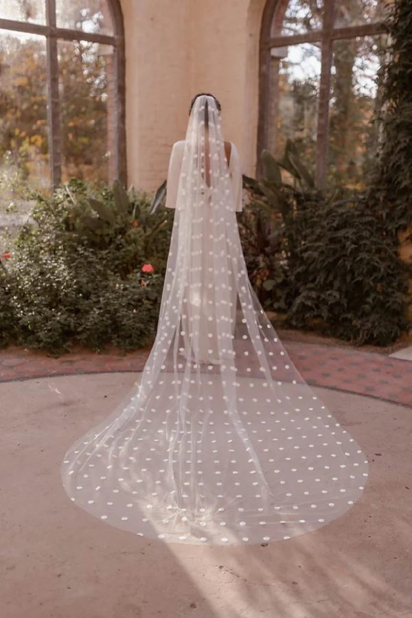 TERESA | LARGE POLKA DOT VEIL - Image 4