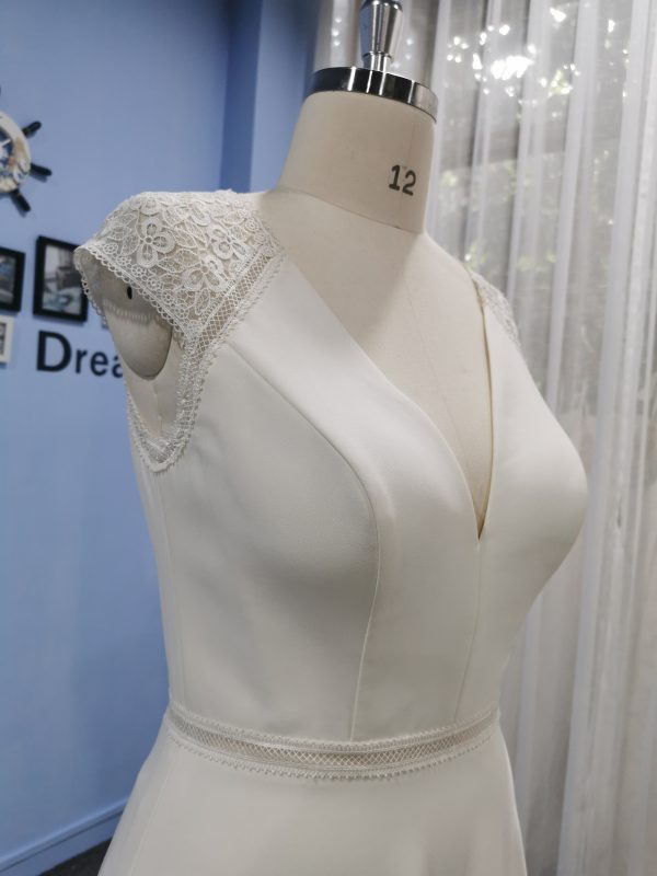 C2112 2 1800px.jpg C2112 - Image 2