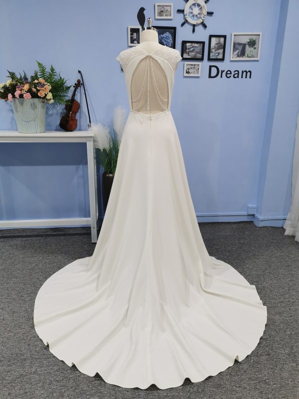 C2112 4 1800px.jpg C2112 - Image 4