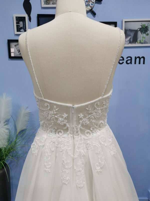 C2123 3 1800px.jpg C2123 - Image 3