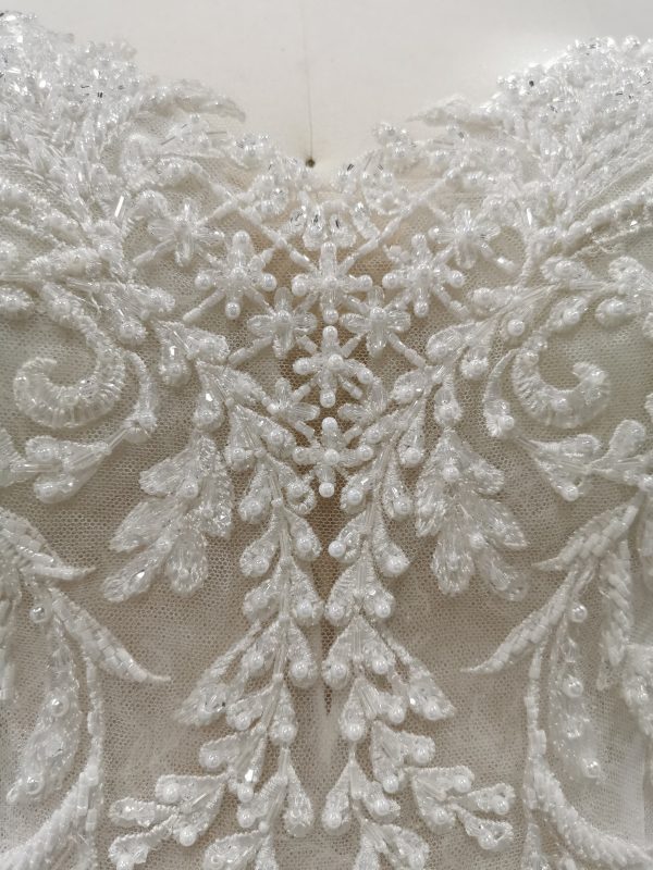 C2130 6 1800px.jpg C2130 - Image 6