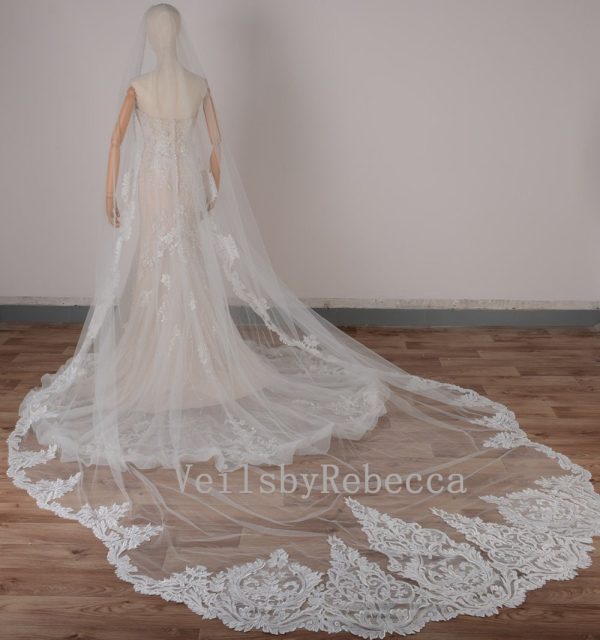 1 tier sequins lace royal wedding veil, sparking sequin lace cathedral veil R207G, shine sequin lace royal/cathedral veil - Image 4