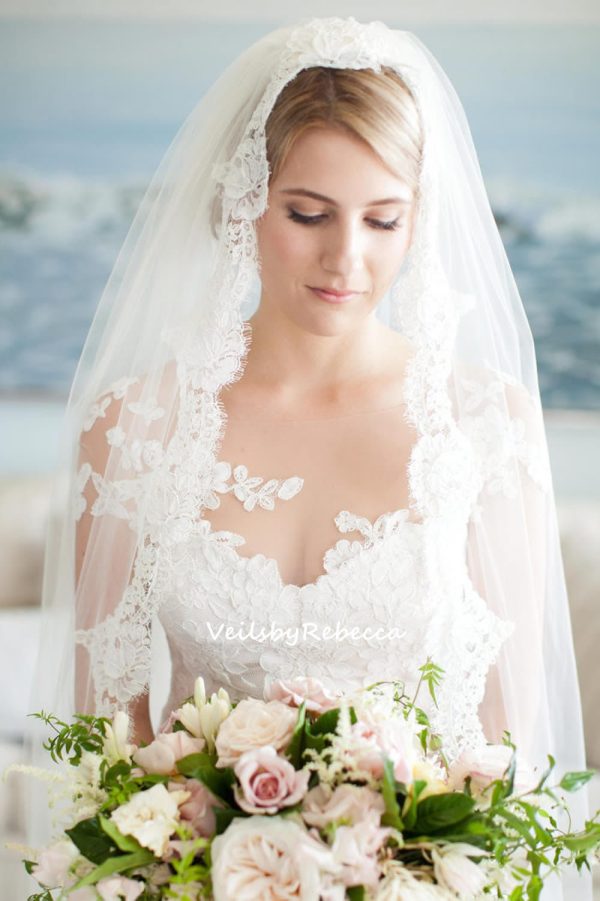 Il Fullxfull.5707458453 9rdv.jpg 1 tier cathedral Spanish Mantilla Catholic wedding veil, 1st Communion Mantilla bridal Veil V621L - Image 2