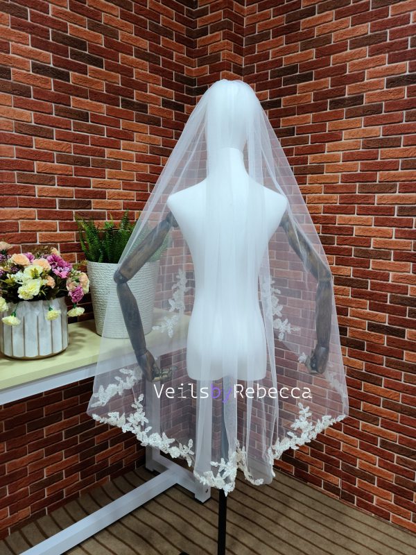1 tier fingertip floral beading lace applique wedding veil,1 tier Short beading Lace Bridal Veil, Beading Floral Lace Veil S473 - Image 4