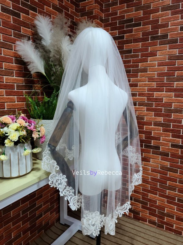 2 detachable tiers sparking sequins vines lace appliques short fingertip wedding veil S474 - Image 5