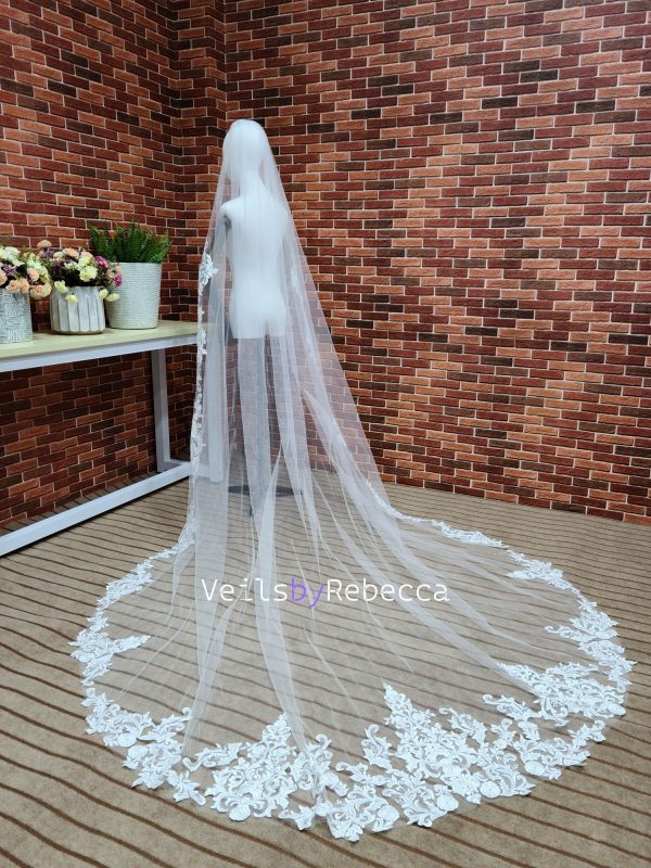 Il Fullxfull.5931928479 896p.jpg 1 tier ivory sparking sequins floral lace appliques cathedral wedding veil, long sequins lace bridal veil S461 - Image 3