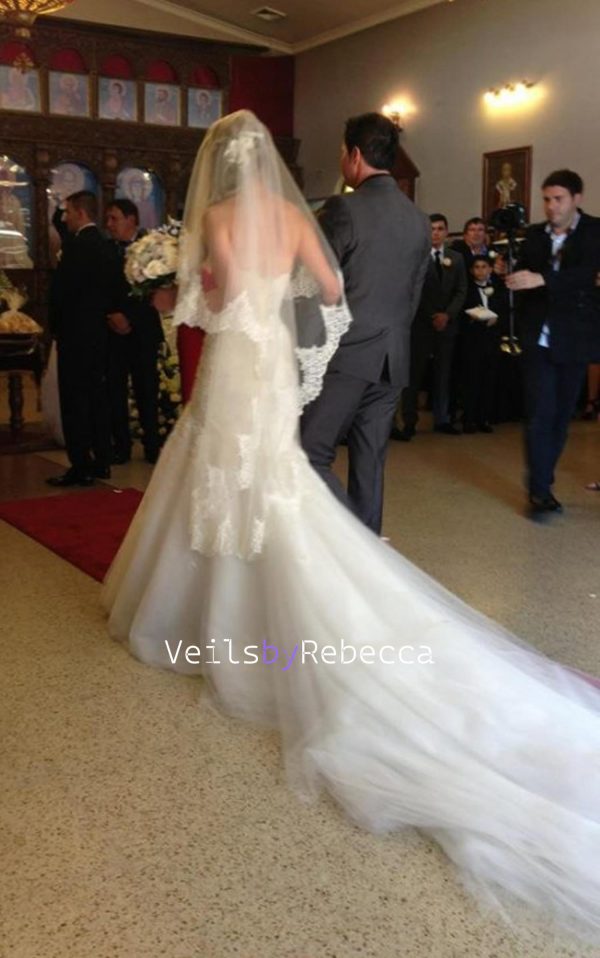 Il Fullxfull.6231250190 J98e.jpg 2 tiers chantailly lace drop veil ,blusher lace veil, waltz lace veil, fingertip lace veil,elbow lace veil, Drop Lace Wedding Veils V625 - Image 3