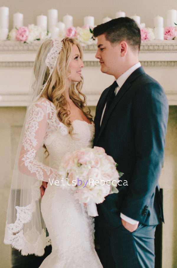 1 tier fingertip mantilla veil,fingertip lace Catholic veil, Alencon lace Spanish veil fingertip,Lace 1st Communion Mantilla Veil V621 - Image 2