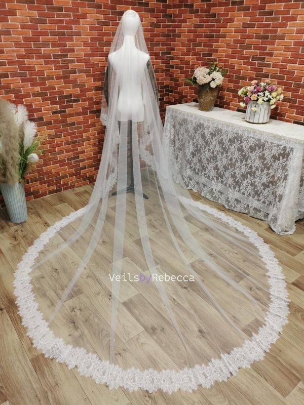 1 piece 2 tiers Chantilly lace veil with a blusher, 2 tiers wide Chantilly eyelash lace cathedral drop floating wedding veil V610D - Image 6