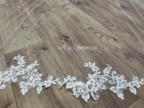 1 tier sparking catholic religious Spanish Mantilla floral lace appliques wedding veil, scattered crystals lace Mantilla bridal veil R263C - Image 8
