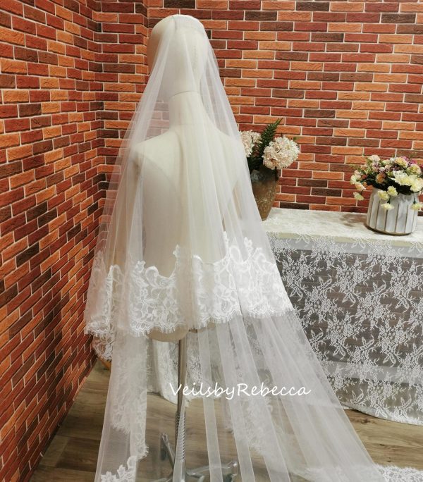 Il Fullxfull.6494506354 R1xt.jpg 1 piece 2 tiers Chantilly lace veil with a blusher, 2 tiers wide Chantilly eyelash lace cathedral drop floating wedding veil V663D - Image 4